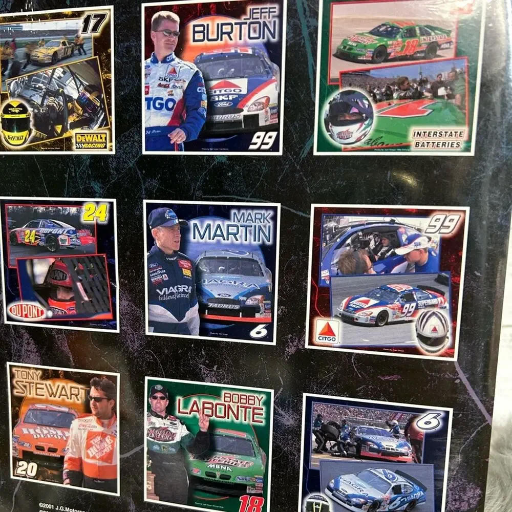 2002 Superstars of NASCAR 16 month Wall Calendar sealed